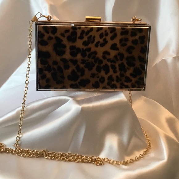 Stylish Leopard Acrylic Fashion Clutch Bag - Picture 7 of 10